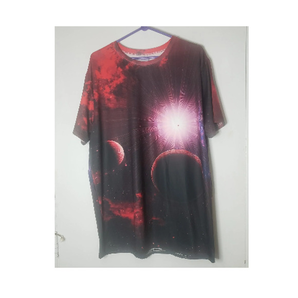 All around red Solar System Is Stretxhing Material Size 2XL - Picture 2 of 4